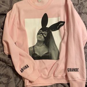 Ariana Grande Dangerous Woman Sweatshirt M